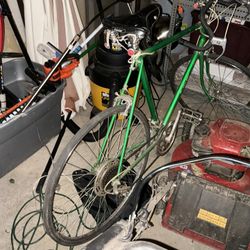 vintage Green Bike