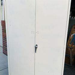 Metal Garage Storage Cabinet