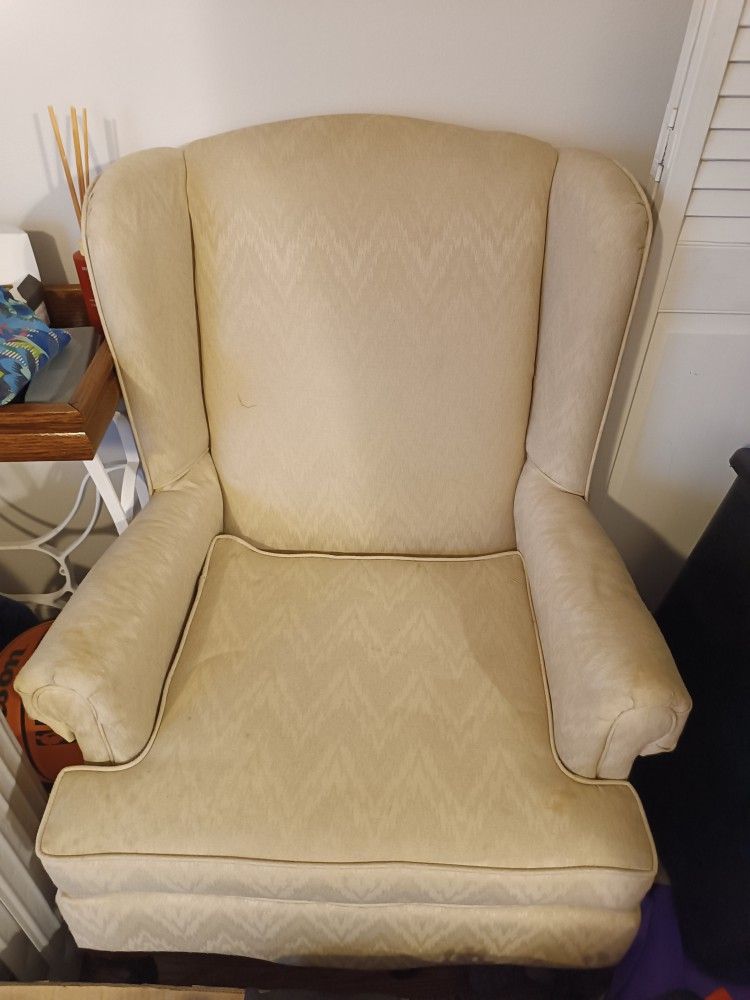 Set Of Two Armchairs Cream Ashley Furniture