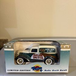 Limited Ed Babe Ruth Bank 60 Home Runs Die Cast Metal #1630 100th Anniversary