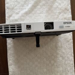 Epson Projector 