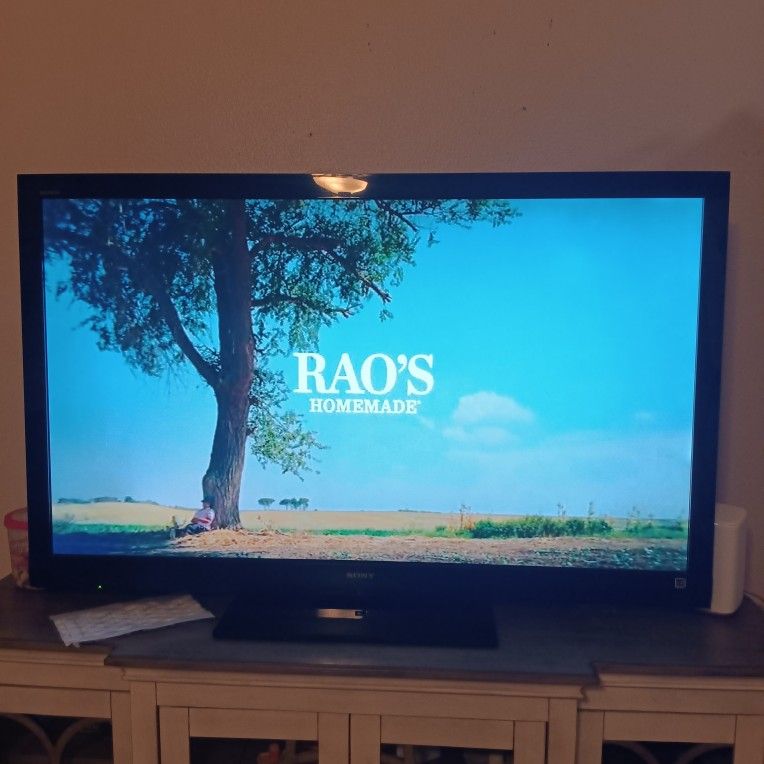 Sony TV 60"