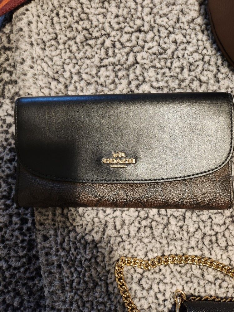 Medium Wallet