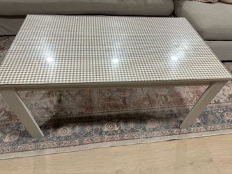 Pottery barn table