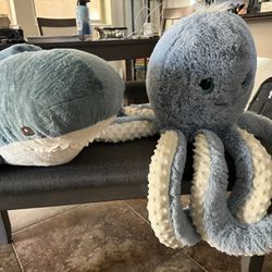 Large octopus And shark Stuffed Animals 