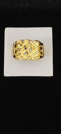 10kt Gold Nugget Design Ring