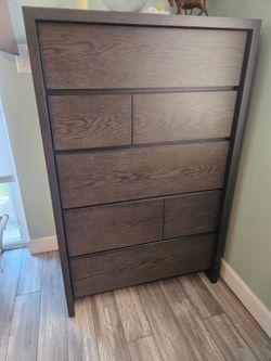 Bedroom dresser