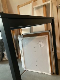 Sturdy Modern Minimalist Desk with Metal Legs