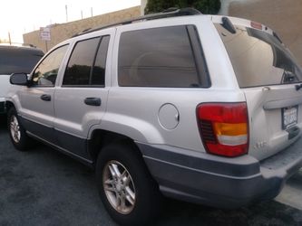 2003 grand cheroke laredo 4.7 clean title 164×××miles