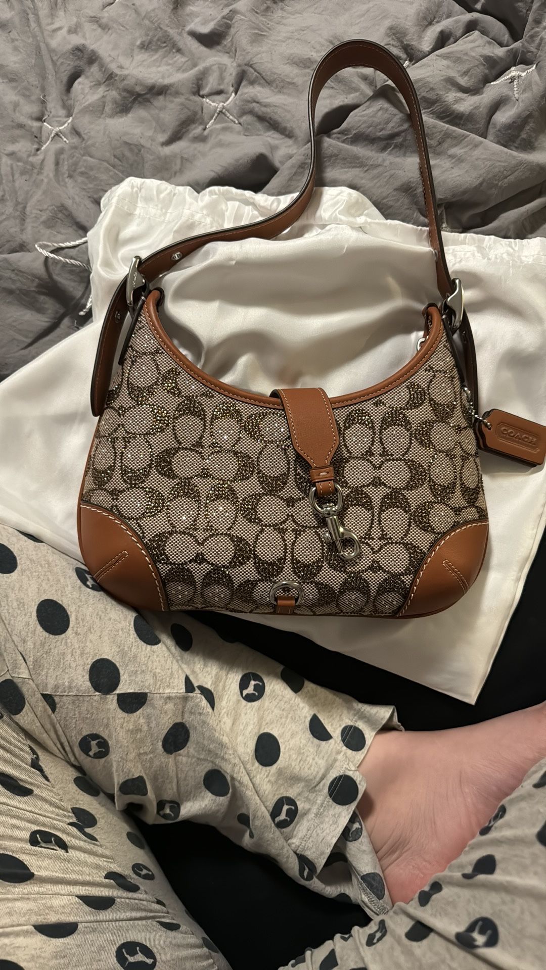 Hamptons Hobo Coach