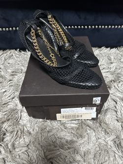 Bottega Veneta Mesh chunky chain heels 260m heel. Worn once.
