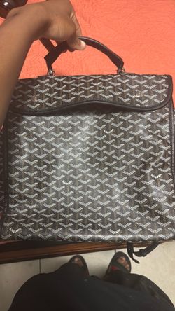 Goyard bag