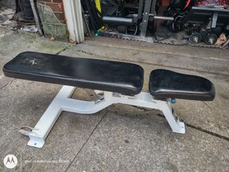Precor Icarian 0-90° Adjustable Bench 