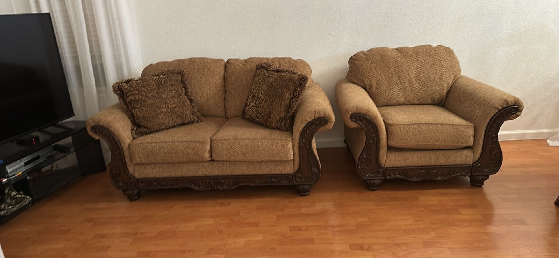 Fabric Love Sofa Set