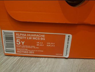 Alpha huarache varsity low shop mcs bg