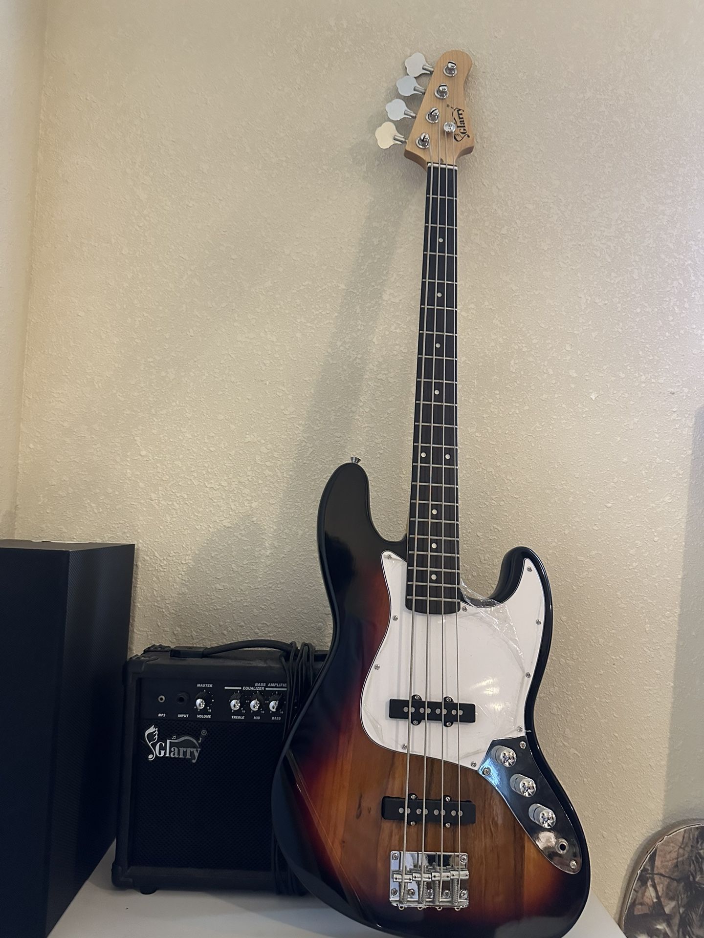 Bass Guitar 