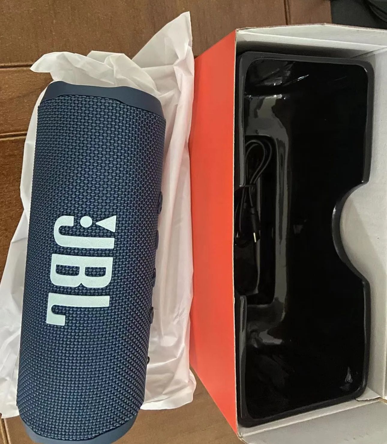 JBL speaker Flip 6