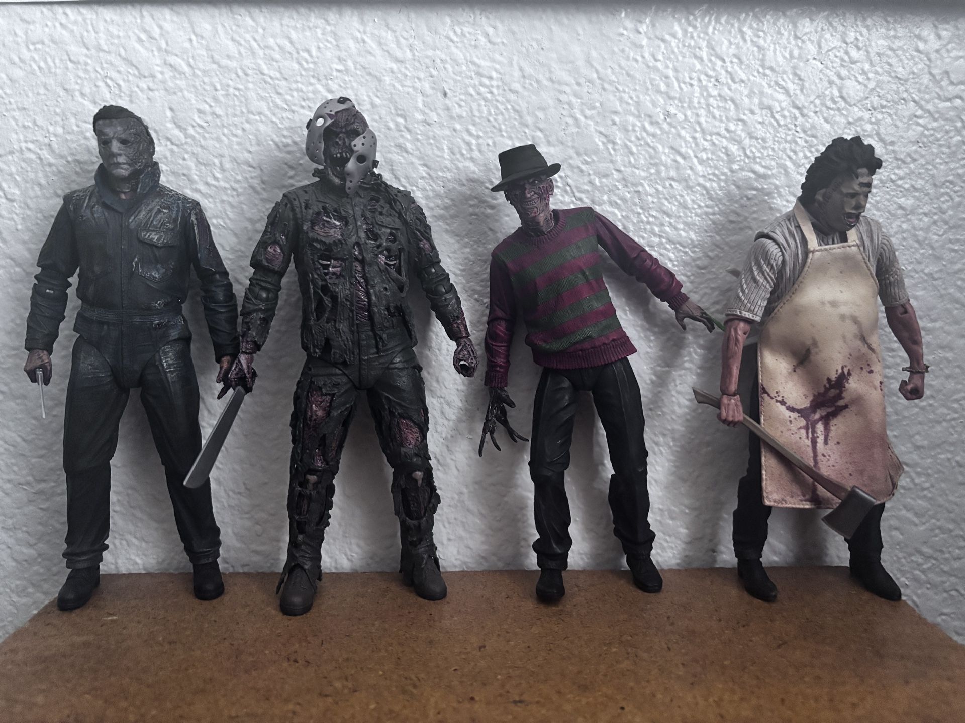 Horror Action Figures (Stands & Accessories Included)