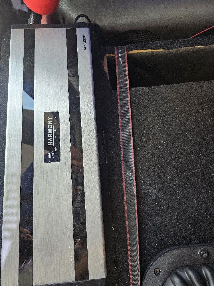 3000 Watts 1500 (Rms) Car Amplifier