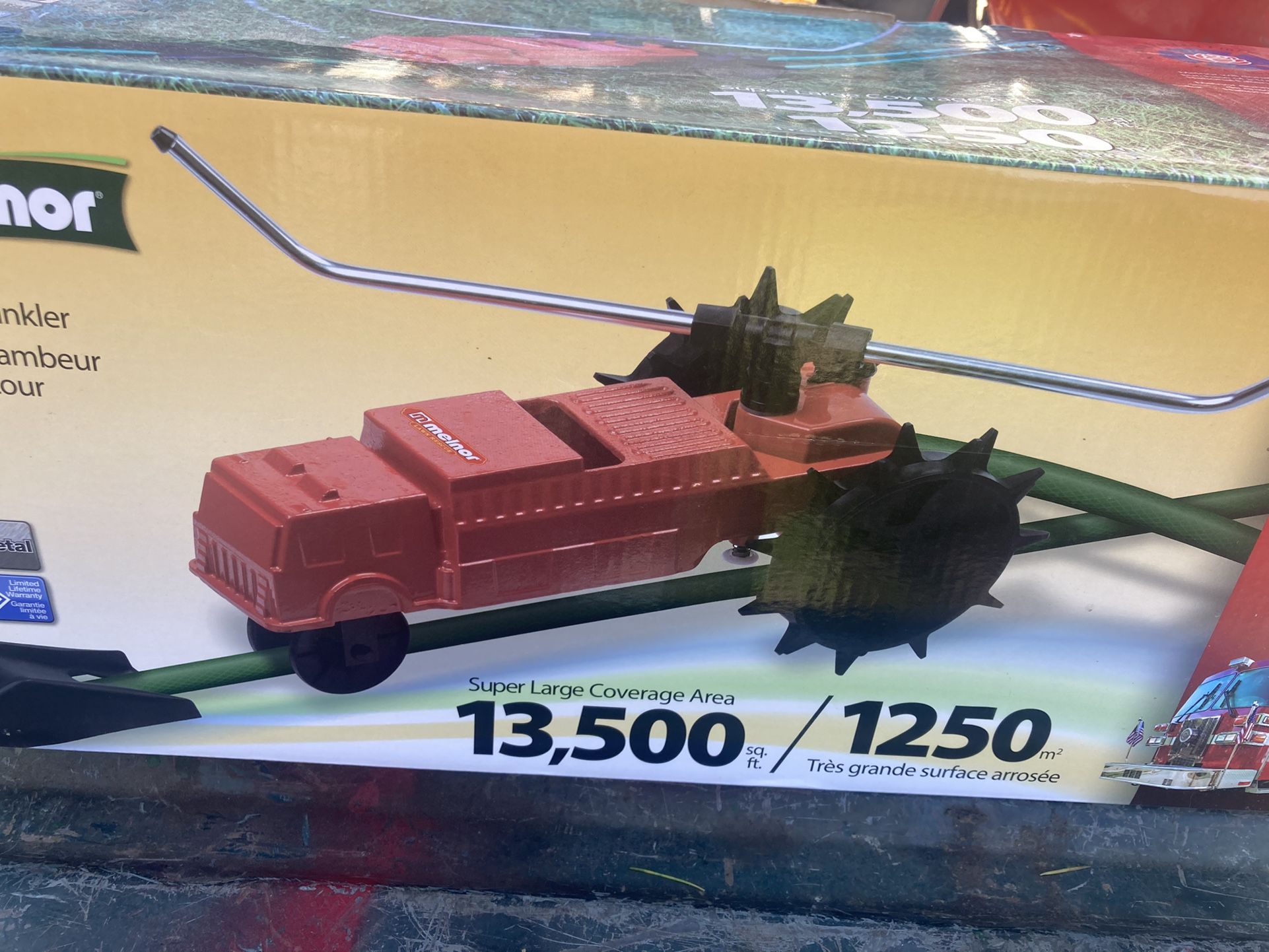 Melnor Lawn Rescue Traveling Sprinkler
