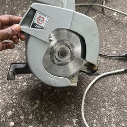 Black and Decker Wood Saw