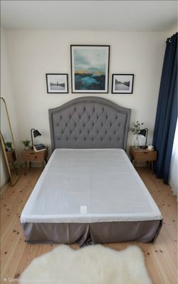 Grey Tufted Upholstered Bed Frame with Headboard