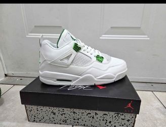 Sneakers Men’s size  7-12