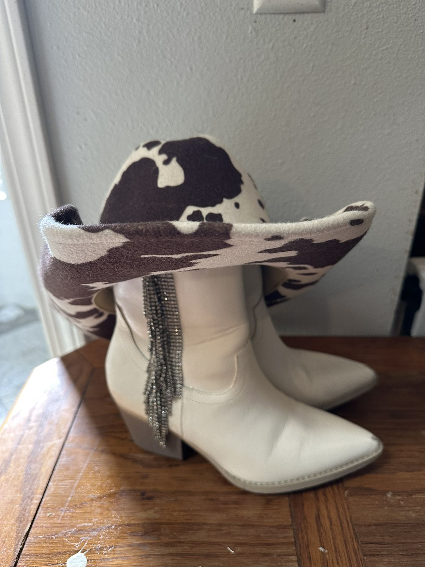 Cowgirl Boots And Hat