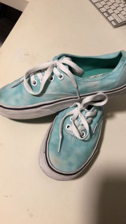 Vans sneakers size 3.5 men’s/5 on woman
