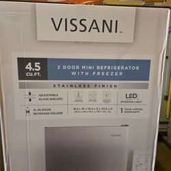 Vissani Fridge Open Box