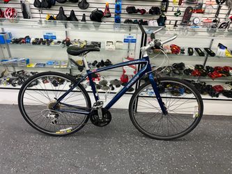 Specialized Sirrus Hybrid Bike - Small