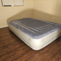 Intex 15" Essential Rest Dura-Beam Airbed Mattress with Internal Pump included - FULL