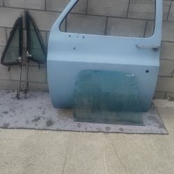 C10 Door N glass N Wings Asking $50.00dls 