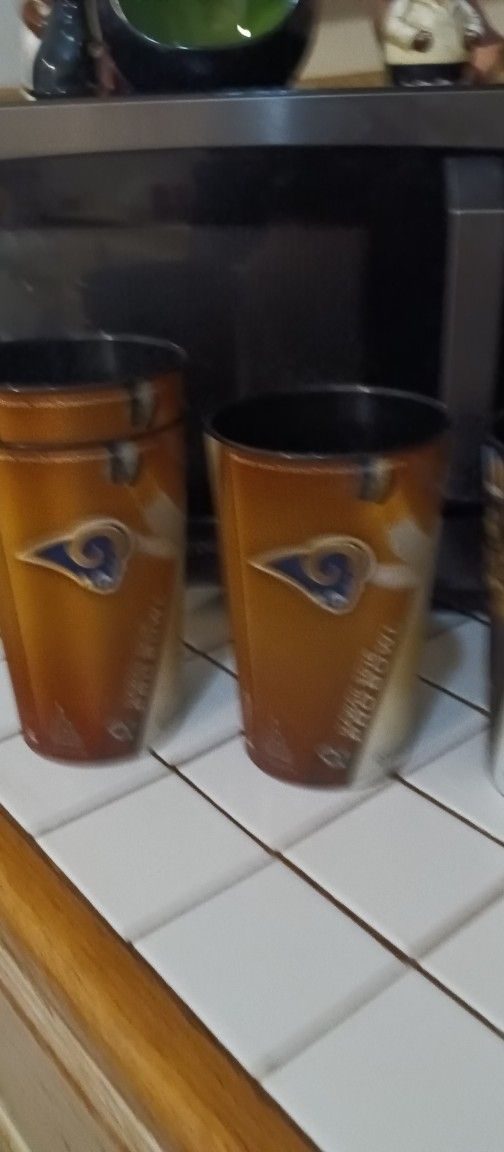 RAM'S PLASTIC HUGE BEER GLASSES