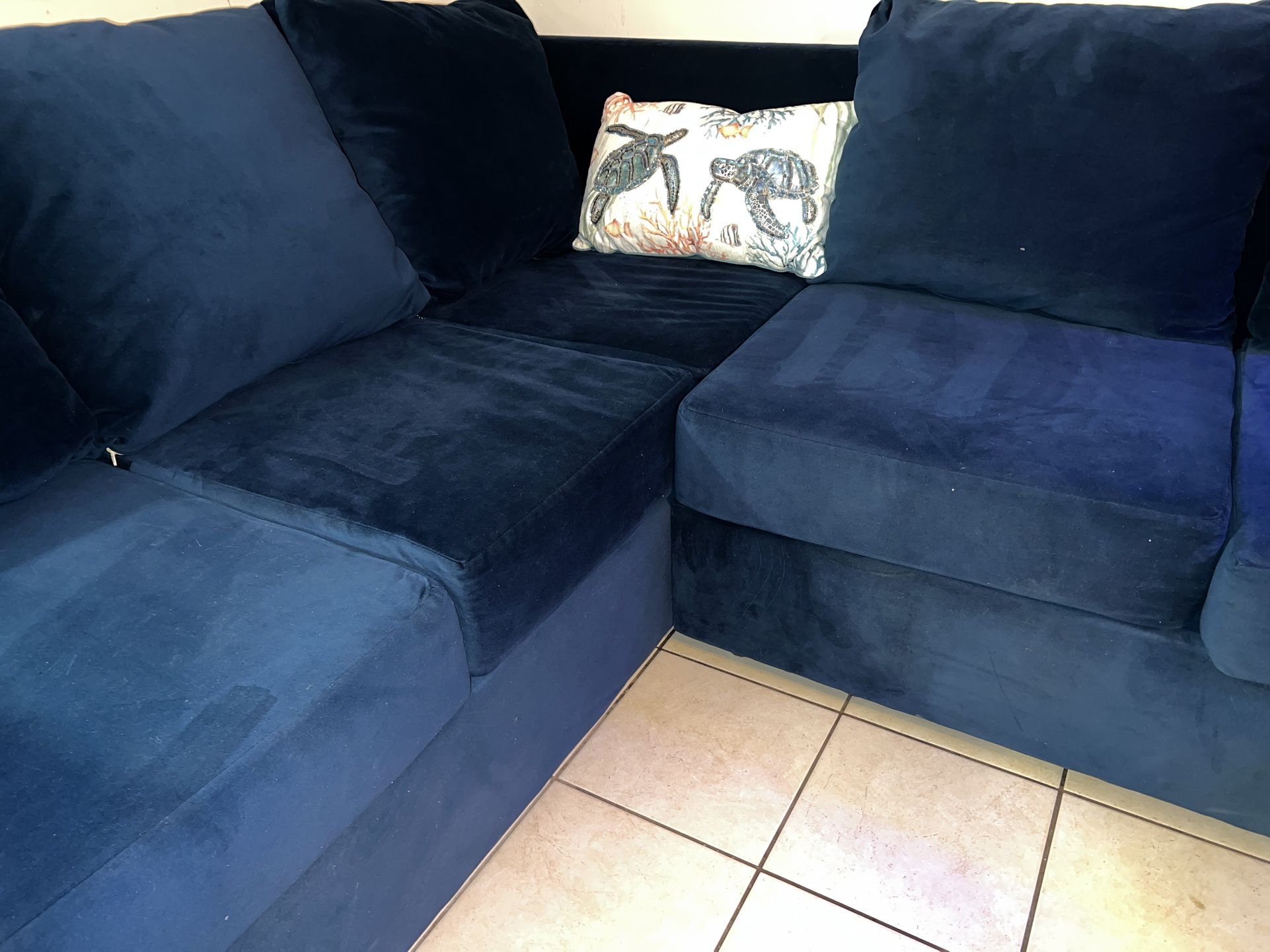 Couch (Dark Blue)