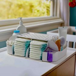 Munchkin designer Diaper Caddy & Designer Diaper Change Kit 