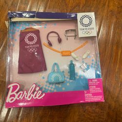 Barbie TOKYO 2020 Olympics Fashion Pack of Doll Clothes Set GJG33 Rare New
