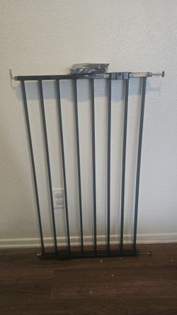 Toddler/Baby Gate With Hardware