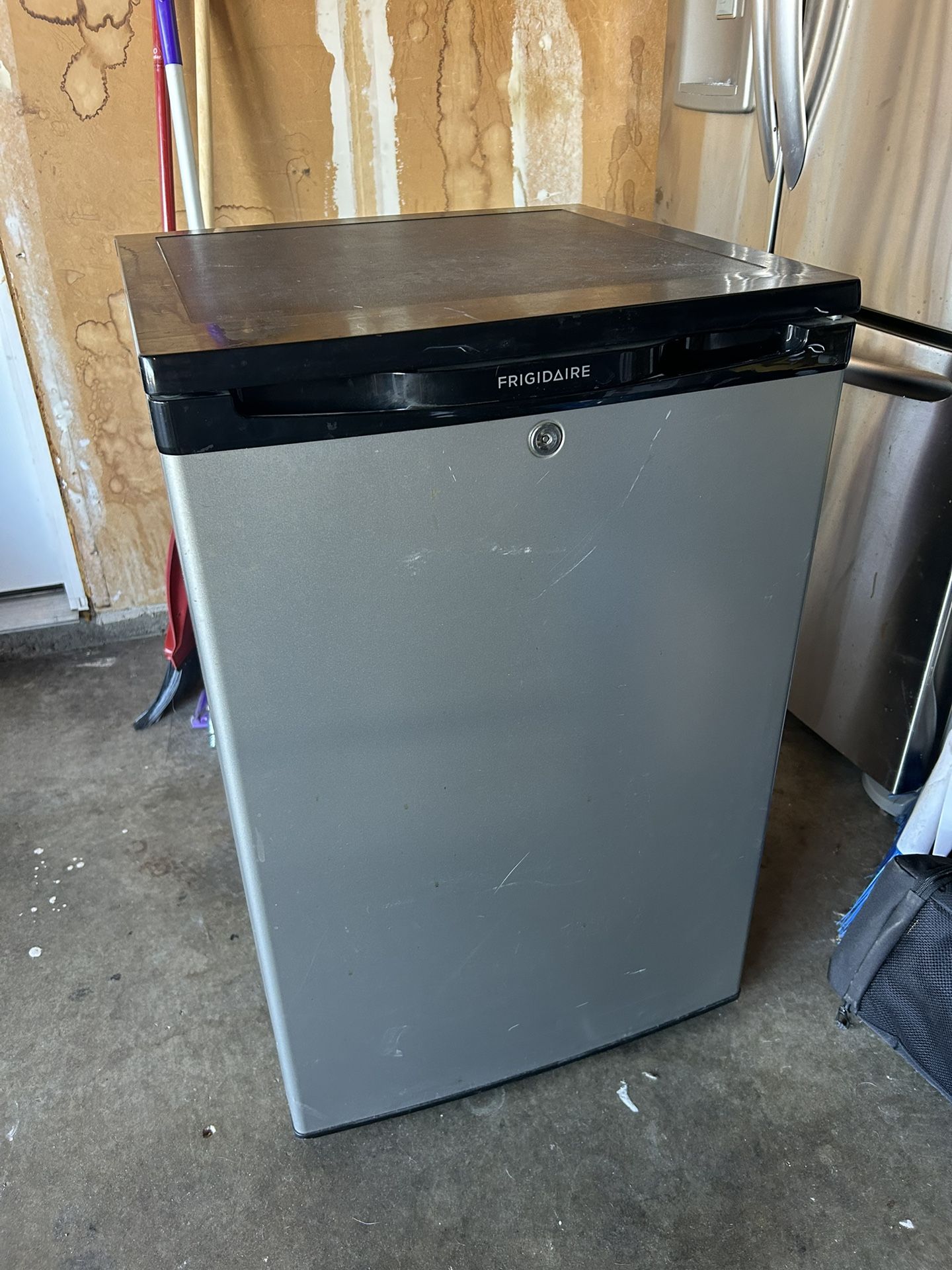 Frigidaire Mini Fridge
