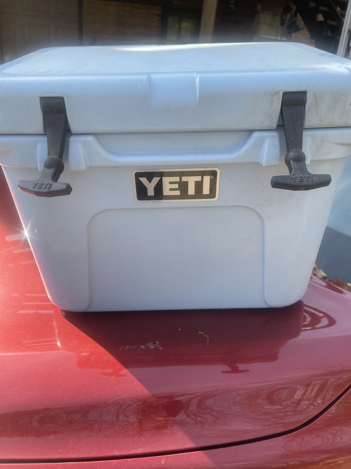 Yeti Roadie  20 Ice Blue Color, No Longer In Production