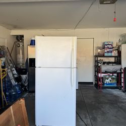 Working Refrigerator