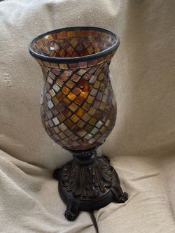 Glass accent light