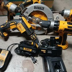 Dewalt Cordless Tools Set 