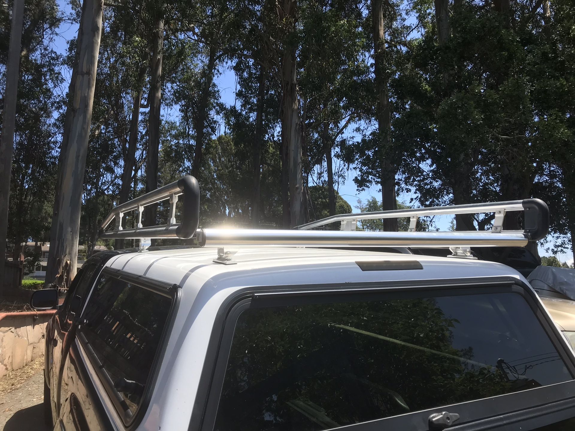 AluRack aluminum truck rack (CAMPER NOT INCLUDED) for Sale in Oakland