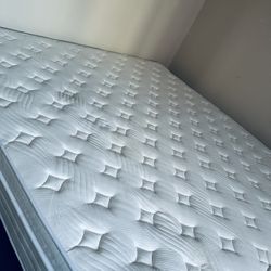 King Size Medium Firm Hybrid Mattress 