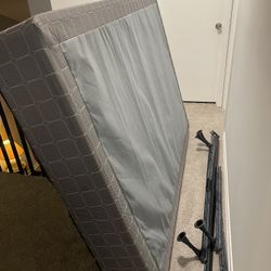 Full Box Spring And Railings