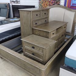 Nice Queen Bedroom set