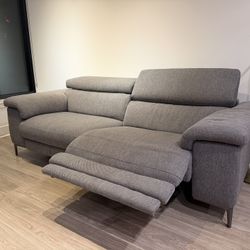 Grey Power Reclining Sofa W/USB