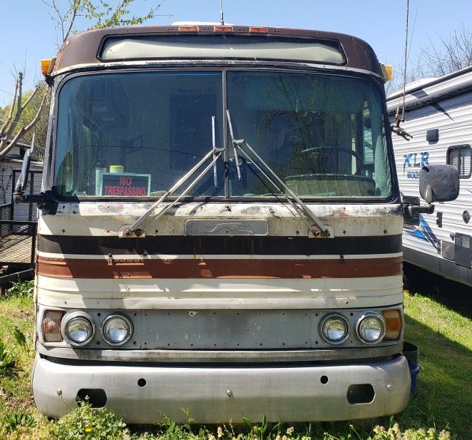 1964 Greyhound Bus Conversion 