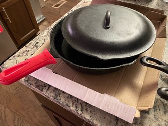 Cast Iron Skillets